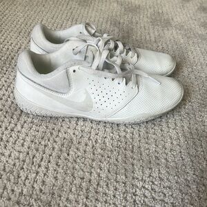 Nike Cheer Sideline IV Sneakers